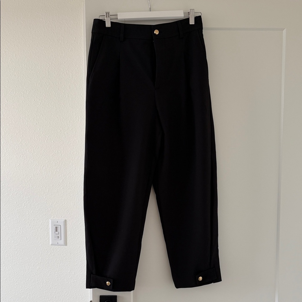 Zara Women’s Cropped Black Dress Pants